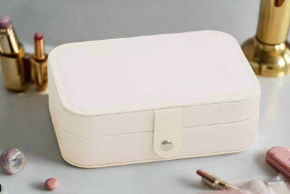 Portable Leather Jewelery Box Travel Case for Rings Necklaces Earrings Storage White
